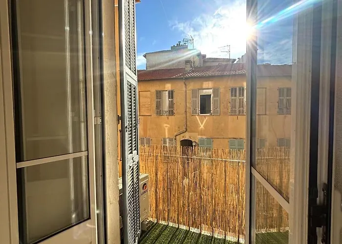 Plein Centre Rue Pietonne Daire *